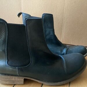 Miz Mooz leather booties